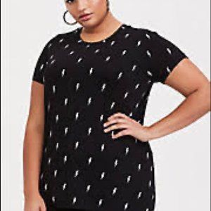 Torrid Super Soft Black Lightning Bolt Slim Fit Crew Tee Women’s Plus Size 2X